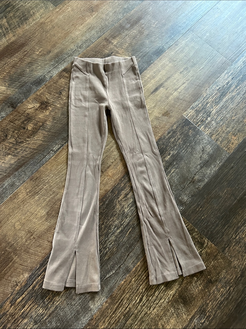 Zara kids Taupe Knit Flared Pants with Front Slits size 9